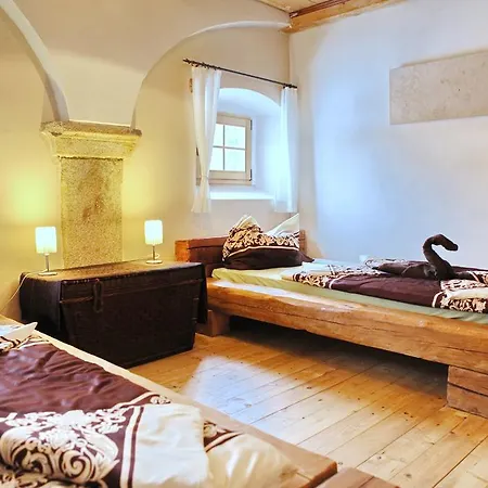 Hrazdeny Statek Country house *