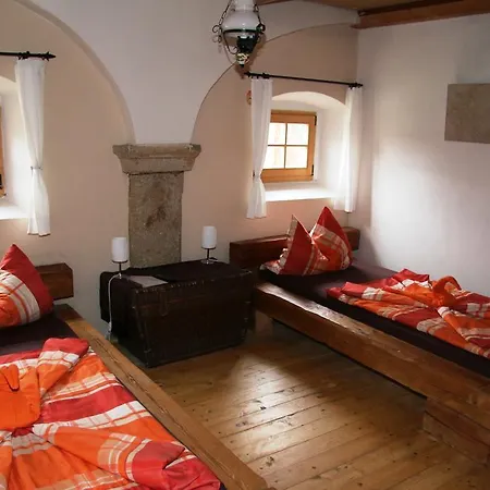 Hrazdeny Statek Country house *