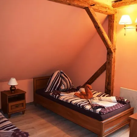 Country house Hrazdeny Statek Mytinka