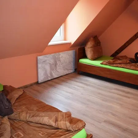 Country house Hrazdeny Statek