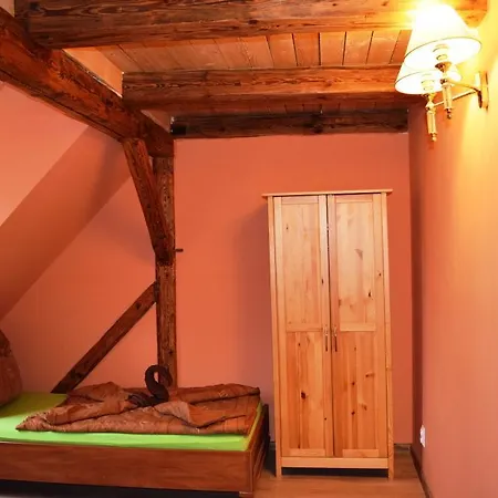 Hrazdeny Statek Country house
